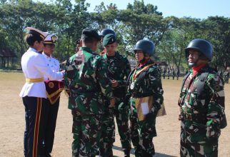 UPACARA PENUTUPAN LATSARMIL FAKULTAS VOKASI LOGISTIK MILITER COHORT 4 UNHAN RI TA 2024/2025