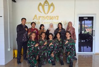 PELEPASAN MAHASISWA D-3 PROGRAM STUDI BUDI DAYA PENGOLAHAN HASIL LAUT/PERIKANAN UNHAN RI MENUJU TEMPAT PELAKSANAAN PKL DI KUPANG, NTT.